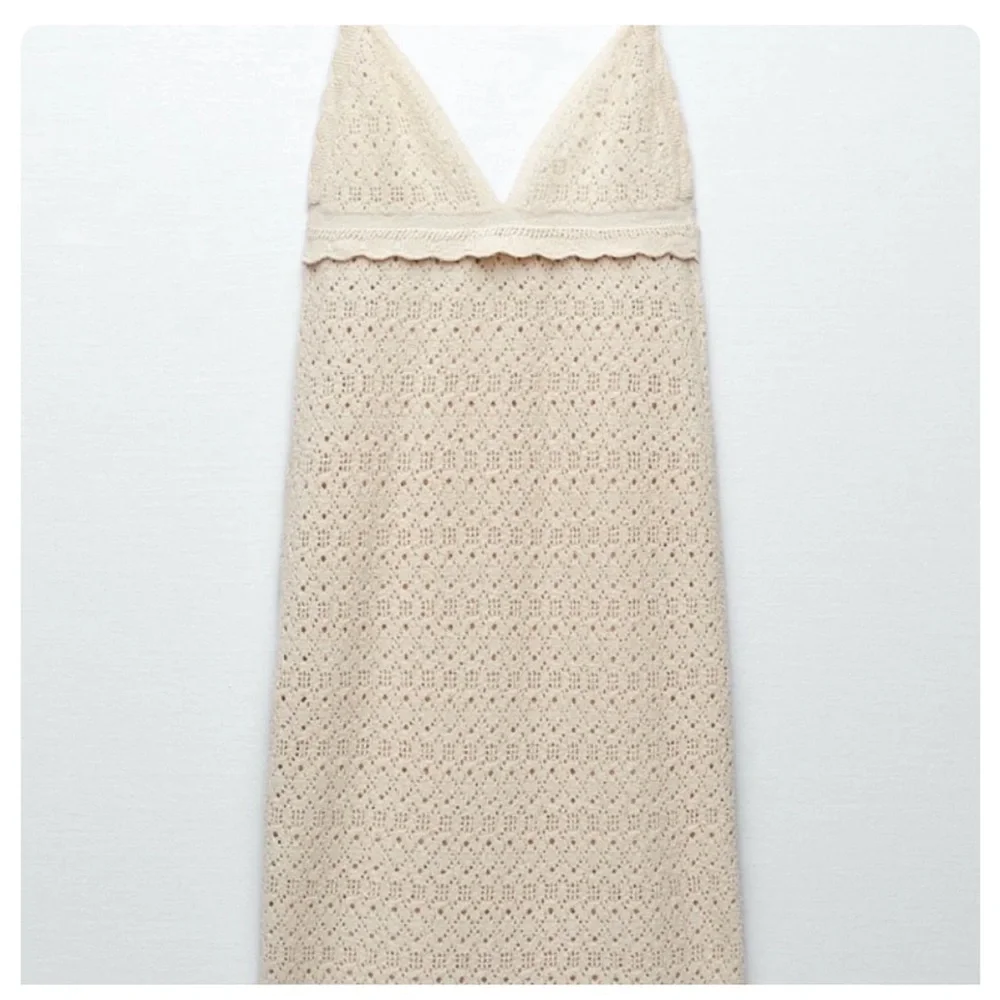Zara Cream Crochet V-Neck Midi Dress - Picture 2 of 3